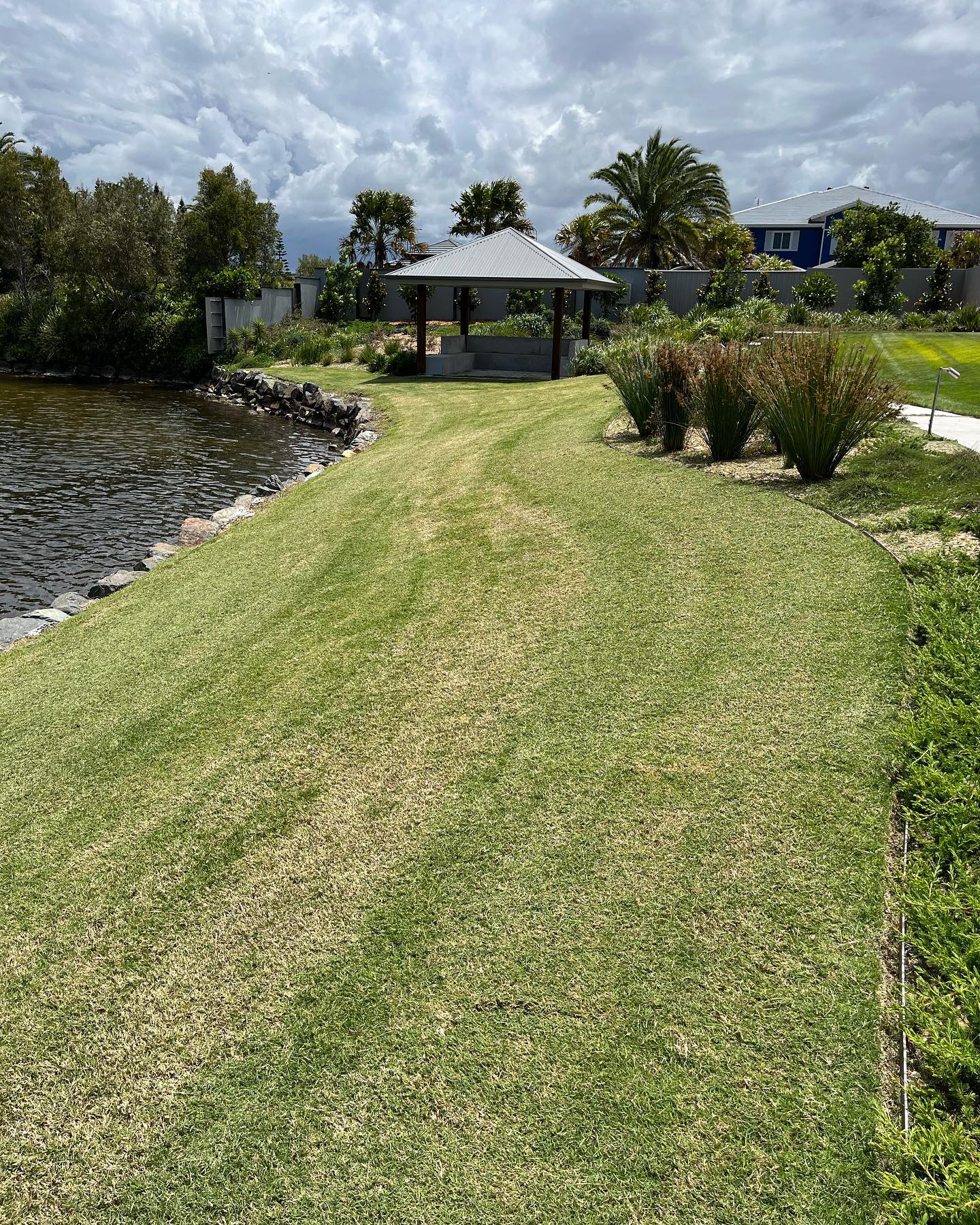 lawn mowing Maroochydore - backyard of home